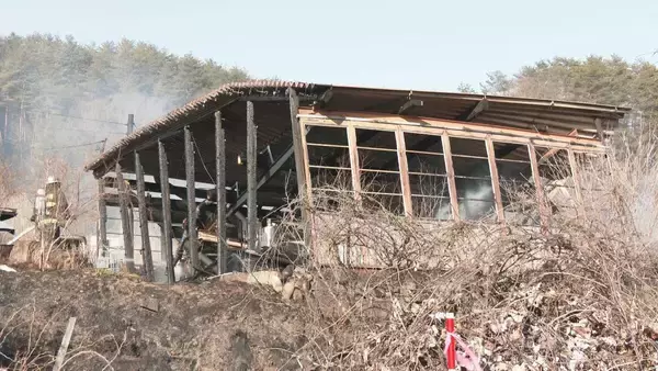 “大工の作業場”で火災 隣の住宅や田んぼにも燃え移る 消防隊が高齢男性を見つける けがなし 岐阜・高山市朝日町