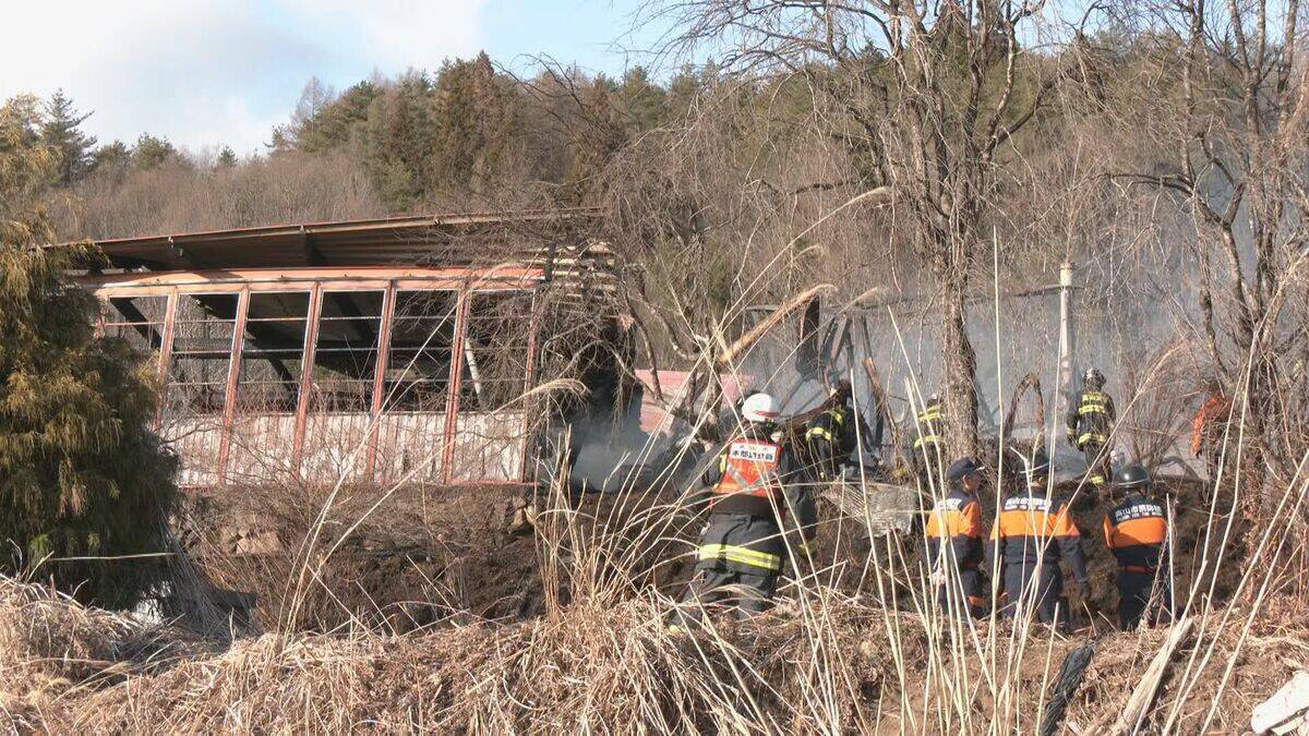“大工の作業場”で火災 隣の住宅や田んぼにも燃え移る 消防隊が高齢男性を見つける けがなし 岐阜・高山市朝日町