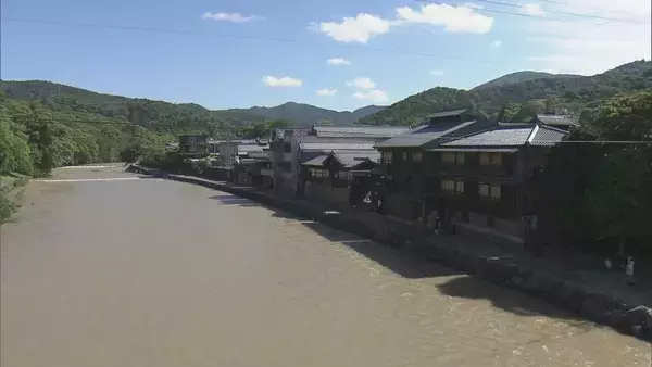 「水没した車や陥没した道路… 東海地方にも被害もたらした台風6号 各地で6月の観測史上最大の雨量に 川の増水や地盤の緩みに引き続き注意」の画像
