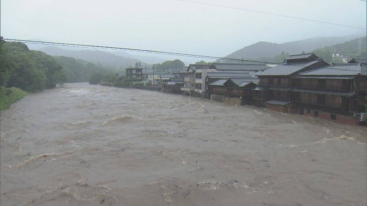 水没した車や陥没した道路… 東海地方にも被害もたらした台風6号 各地で6月の観測史上最大の雨量に 川の増水や地盤の緩みに引き続き注意