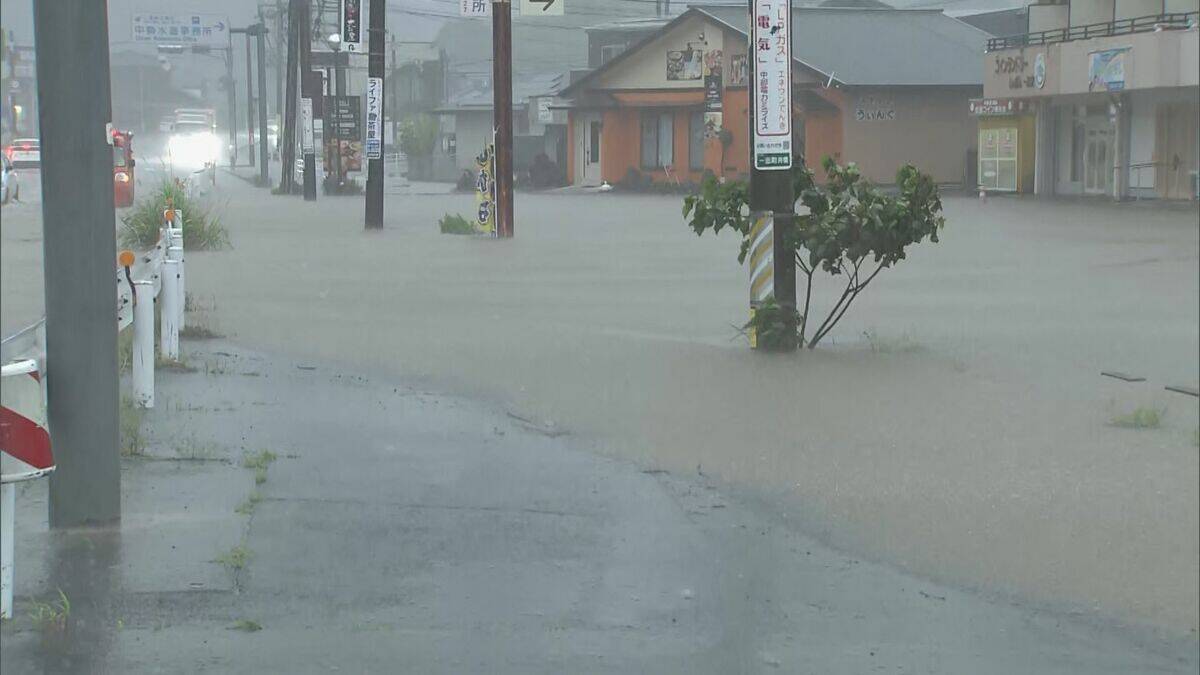 水没した車や陥没した道路… 東海地方にも被害もたらした台風6号 各地で6月の観測史上最大の雨量に 川の増水や地盤の緩みに引き続き注意