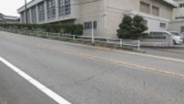 国道で正面衝突 軽乗用車の運転手が“車を乗り捨て”逃走 軽トラック運転の男性は重傷 愛知・西尾市