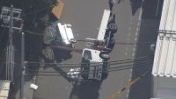 荷おろし作業中にクレーン車が横転…車の外でクレーン車を操作していた48歳の男性が下敷きになり死亡 岐阜・各務原市