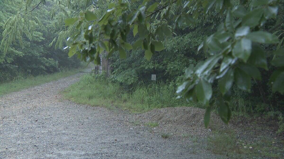 軽乗用車内に女性と女児の遺体　助手席足元には七輪　愛知・犬山市