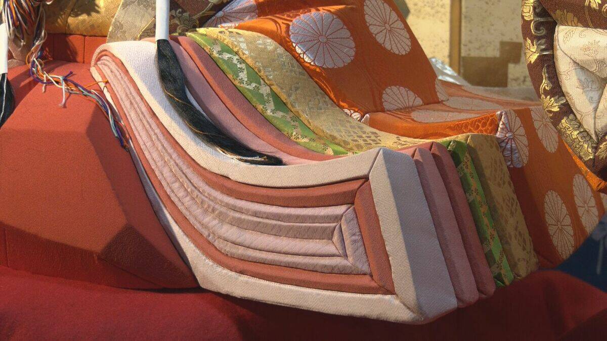 桃の節句を前に｢おひな様展｣ 江戸時代から明治時代に作られた貴重な人形が古民家を彩る 岐阜･下呂市の“銀花荘”