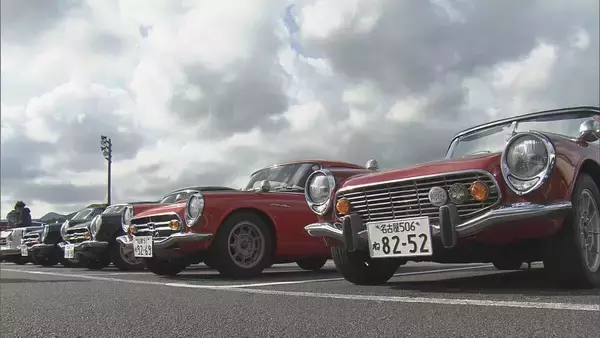 「クラシックカーが伊勢志摩を駆け抜ける 1970年代までに製造された車が全国各地から集結」の画像