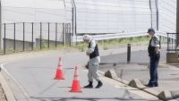 高速道路高架下の路上で倒れていた男性が死亡 現場の上は「名古屋JCT」で１台のワンボックスカーが放置された状態に 名古屋・緑区