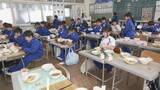 「カラカラ天気いつまで…小学校で節水対策 給食は“盛り合わせ”で食器を減らす 水の使用量“2割減”でも｢通常の給食出せない心配も｣ 愛知･田原市」の画像1