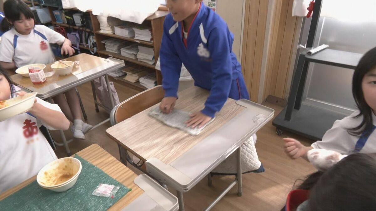 カラカラ天気いつまで…小学校で節水対策 給食は“盛り合わせ”で食器を減らす 水の使用量“2割減”でも｢通常の給食出せない心配も｣ 愛知･田原市