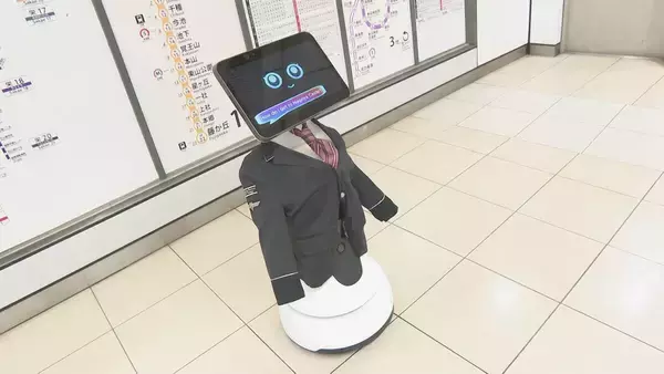「名古屋の地下鉄栄駅 “AIロボット”が駅員に代わって道案内 2月19日から実証実験  平日の午前10時～午後4時まで」の画像