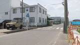 「｢泣いて声を出すことも…｣ 6歳女児死亡 横断歩道で転倒し車にはねられたか “通学路学童に注意”の看板も 愛知･小牧市　」の画像2