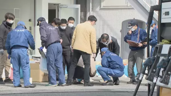 「灯油にガソリン混入か 販売したガソリンスタンドに長蛇の列… 警察と消防が立ち入り調査 購入した客のポリタンクの中身を確認 岐阜･大垣市」の画像