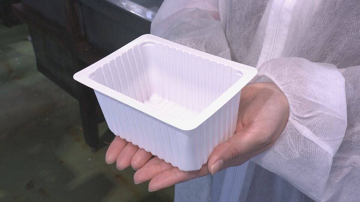 豆腐のパックが値上がり･入手も困難に… 苦渋の決断で｢20円値上げ｣へ ナフサ不足で“前代未聞”の事態に