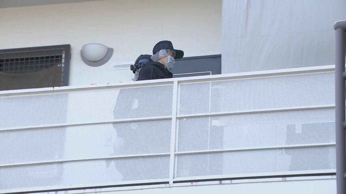 ベッド上の女性遺体は「窒息死」愛知・豊田市のアパートで殺人放火 数日前には酒に酔った男性が大声あげて部屋のドア叩く