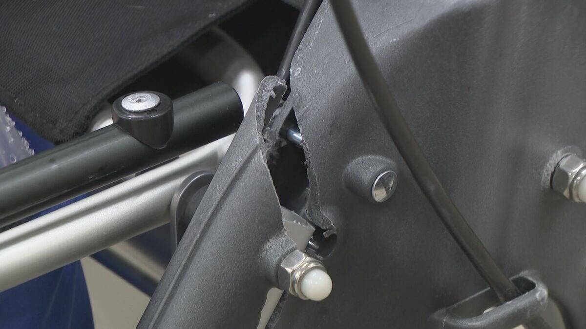 80代くらいの女性が乗用車にはねられ重体　愛知・尾張旭市