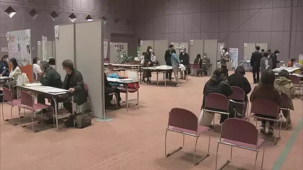 「｢職員の休みが出ると現場が回らない…｣ 介護･福祉業界で深刻 人材確保へハローワークと合同企業説明会 岐阜･各務原市」の画像