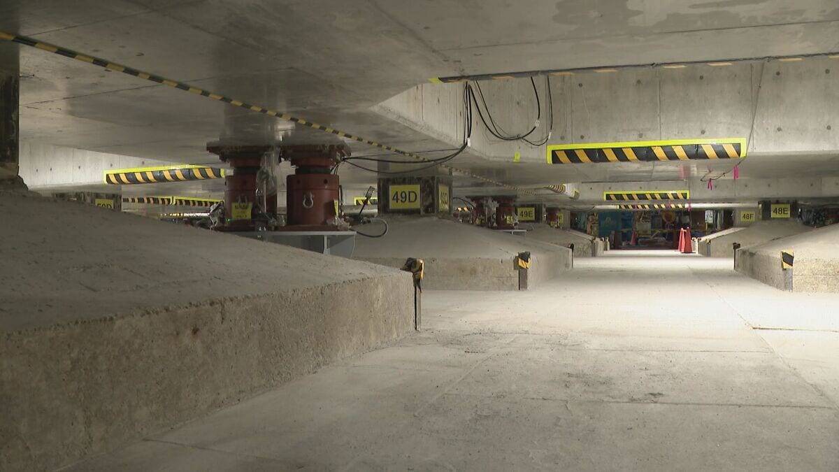 名駅の真下で進むリニアの難工事 新幹線ホーム支える杭を取り除く!? ミリ単位のズレも許されない ｢名古屋の地層は難しい｣