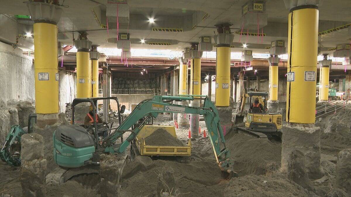 名駅の真下で進むリニアの難工事 新幹線ホーム支える杭を取り除く!? ミリ単位のズレも許されない ｢名古屋の地層は難しい｣