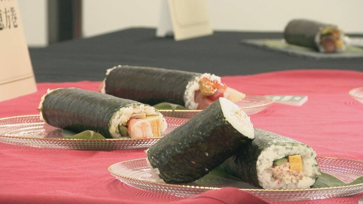｢物価高｣意識し今年は“お値打ち食材”使った恵方巻…ハーフカットも増え 平均価格は去年より30円ほど下がる 松坂屋名古屋店126種類を披露