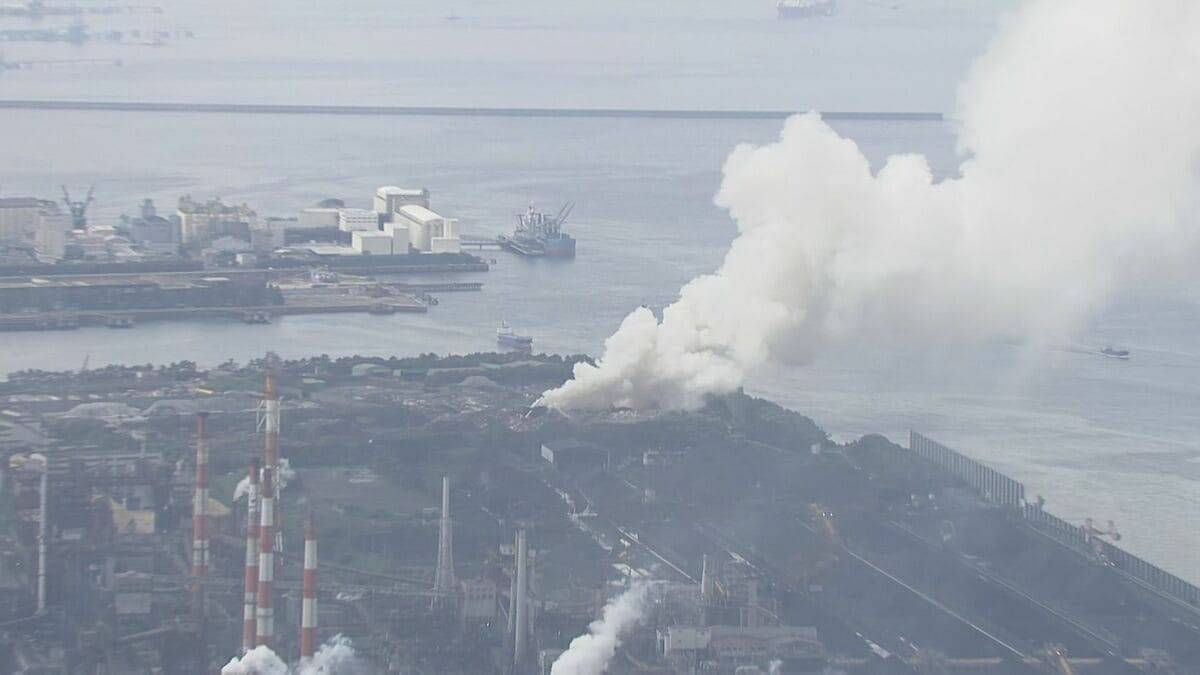 大同特殊鋼の火事 約60時間経っても鎮火せず 火は鉄くずなどの廃材を保管するスペースから… 愛知･東海市の知多工場