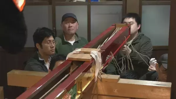 「春の高山祭を前に屋台のからくりや獅子舞の練習始まる　14日と15日に奉納披露」の画像