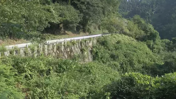 「ひとりで車で運んだ」1人の遺体を遺棄した疑いで37歳の男逮捕 川岸からビニールシートに包まれた女性2人の遺体見つかる 遺体は三重・伊賀市の女性（44）と娘（20）か