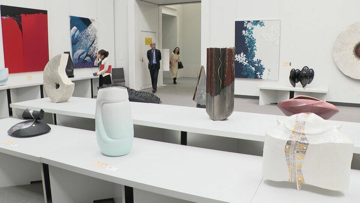 恒例の｢日展名古屋展｣始まる 絵画や工芸美術など500点余り 東海地方の作家の作品も数多く展示 愛知県美術館ギャラリー