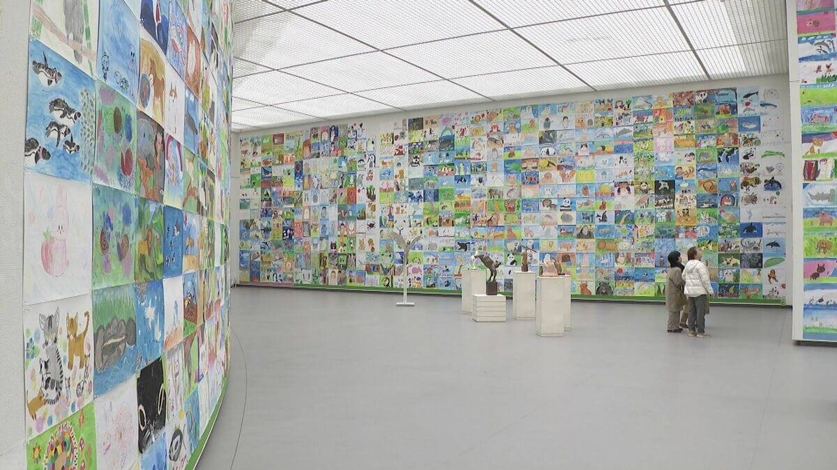 恒例の｢日展名古屋展｣始まる 絵画や工芸美術など500点余り 東海地方の作家の作品も数多く展示 愛知県美術館ギャラリー