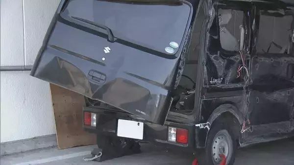 「大型トラックなど3台からむ事故 軽ワゴン車は大破… 男性1人死亡 名神高速上り線 岐阜･養老町」の画像