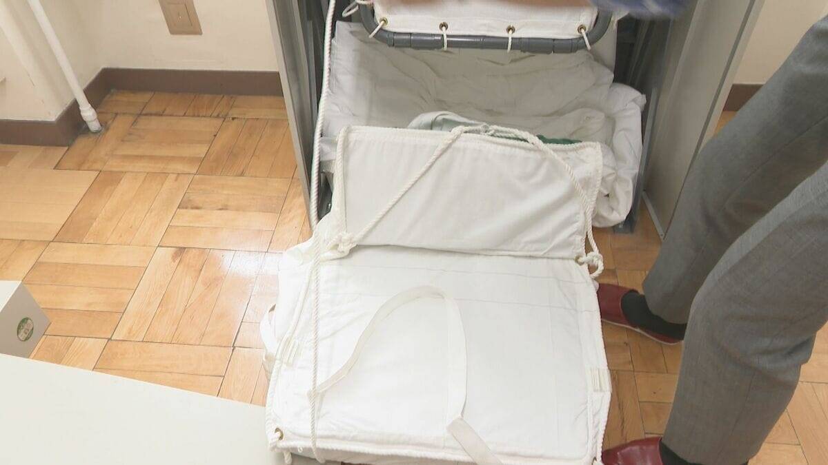 東京の小学校火災で“救助袋”使えず… 名古屋の小学校で聞いた実情は？ 逃げ道がないときの最後の手段 専門家｢年に1回 先生が経験を｣