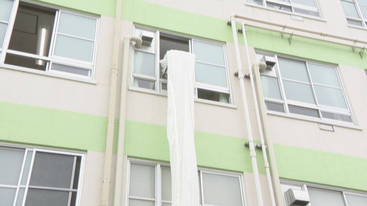 東京の小学校火災で“救助袋”使えず… 名古屋の小学校で聞いた実情は？ 逃げ道がないときの最後の手段 専門家｢年に1回 先生が経験を｣