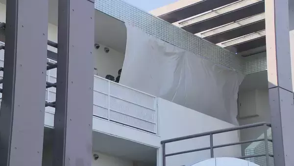 玄関は施錠され部屋の鍵は室内に… 女性殺人･放火事件 犯人はアパートの配管よじ登りベランダから侵入か 逃走する際も配管伝って逃げた疑い 愛知･豊田市