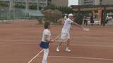 「“ペアの合計年齢が100歳以上”ユニークな参加条件のテニス大会 夫婦や祖父母と孫など114組が出場 名古屋・北区」の画像2