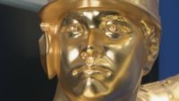 等身大の“黄金の大谷選手像”が登場 価格は“5500万円” 松坂屋名古屋店の「大黄金展」今月12日まで開催