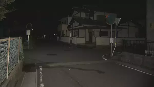 岐阜・北方町で自転車の78歳男性がワンボックス車にはねられ死亡　現場の交差点は見通しが良くなくカーブミラーも