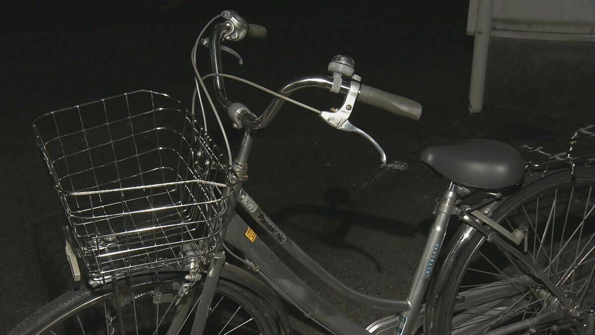 岐阜・北方町で自転車の78歳男性がワンボックス車にはねられ死亡　現場の交差点は見通しが良くなくカーブミラーも