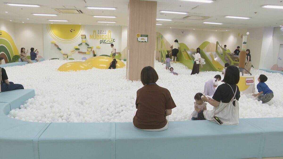 大人気の“公園” 猛暑で利用者は3倍増 ブランコや砂場まで… ｢いつ帰れるのかと思うくらい熱中｣ 愛知･春日井市