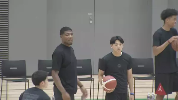 「バスケ八村塁選手 アジア大会の会場で期待の若手に指導 世界の舞台で戦うために… 愛知国際アリーナ」の画像