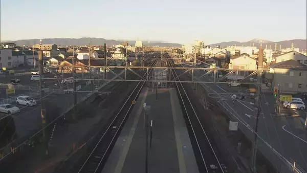 走行中の貨物列車から煙 この影響でJR東海道線「岐阜～大垣」の区間で一時運転見合わせ 約２時間後に運転再開