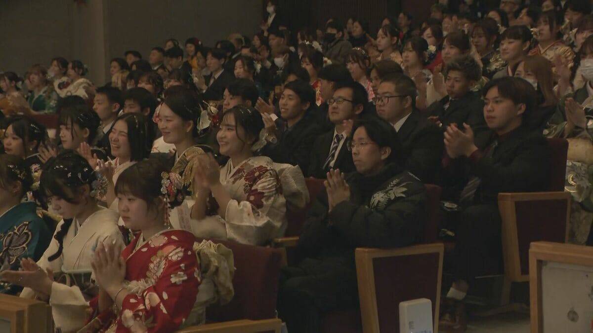 ｢社会人として頑張ろうと思う｣ 成人の日 名古屋市内で｢二十歳の集い｣ 今年度名古屋市内で20歳を迎えるのは約2万1000人