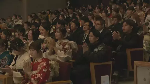 「｢社会人として頑張ろうと思う｣ 成人の日 名古屋市内で｢二十歳の集い｣ 今年度名古屋市内で20歳を迎えるのは約2万1000人」の画像