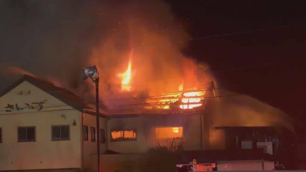 ケーキ店放火 死亡男性はオーナーに強い執着か 何度も店を出入りする日も… 2人の知人｢付き合っていた｣ 岐阜･本巣市
