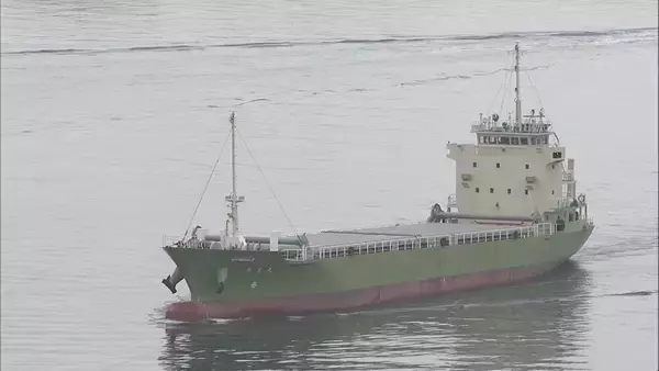 「貨物船と釣り船が衝突 13人全員投げ出され1人心肺停止 釣り船は2つに割れ“沈没”… ｢ガタガタ震えていた｣ 三重･鳥羽市沖」の画像