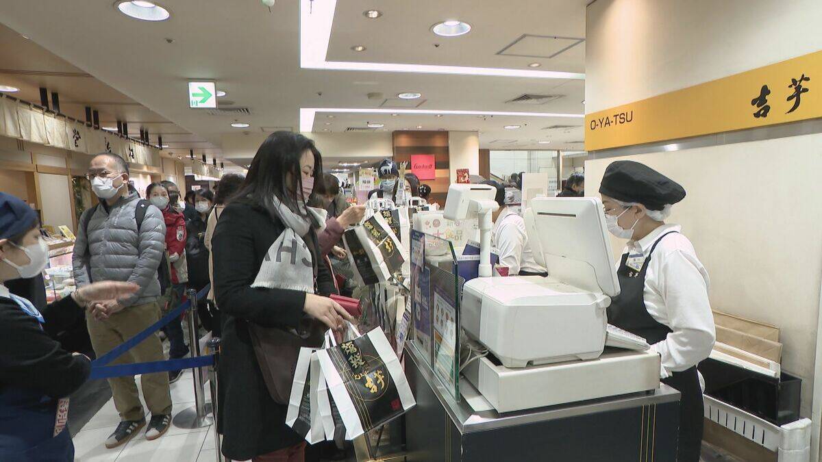 約2000人が列…名鉄百貨店“最後の初売り”「最後なので並んだ」来月末に閉店予定