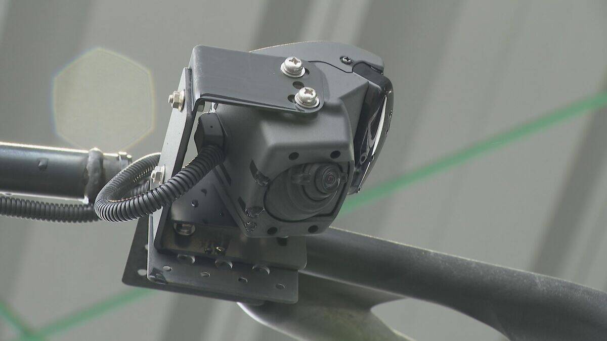 トラックの“死角”をAIカメラが監視 自転車の事故防止に…｢機器を使うことで運転手の負担軽減｣ 青切符導入で注目集まる