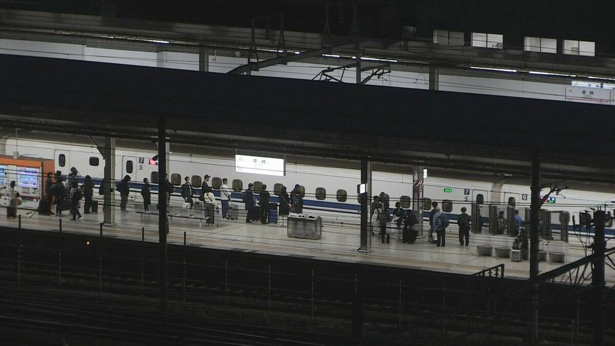【速報】東海道新幹線 豊橋～小田原 上り線 運転再開 架線に飛来物が付着し一時運転見合わせ
