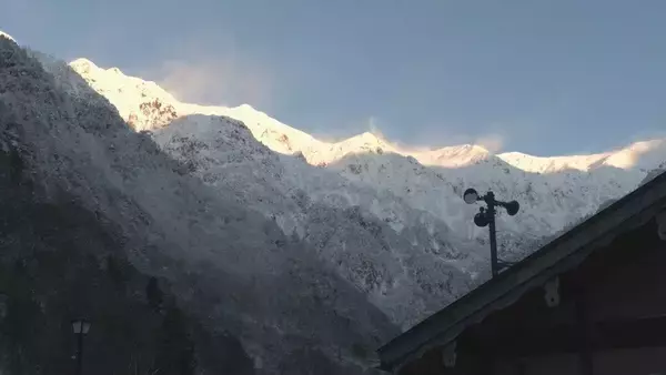 山岳遭難相次ぐ北アルプス 年越しの登山者に注意呼びかけ 西穂高岳には1月2日まで山岳警備隊の隊員ら4人が駐在 岐阜