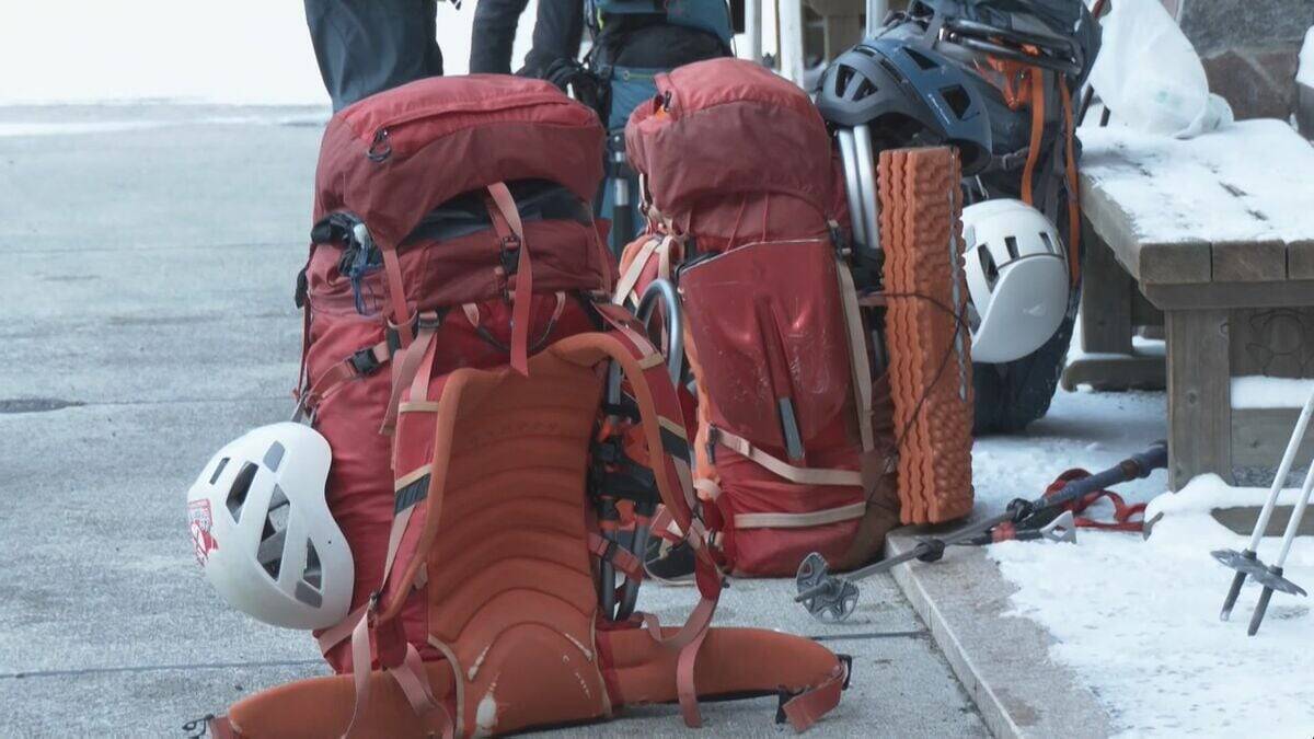 山岳遭難相次ぐ北アルプス 年越しの登山者に注意呼びかけ 西穂高岳には1月2日まで山岳警備隊の隊員ら4人が駐在 岐阜