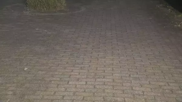 「愛知・小牧市の路上で強盗傷害事件　歩いていた43歳女性が、後ろから近付いてきた男に現金1万1000円入りのバッグ奪われ、前歯折るケガ」の画像