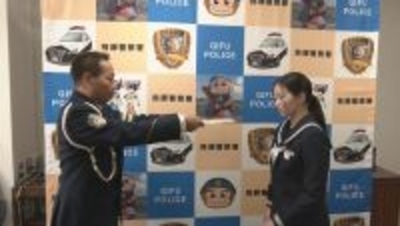 「かぶろうよ 命のお守りヘルメット」 中学生考案の標語で交通安全を呼びかけ 「努力義務」の自転車利用者ヘルメット 着用率向上めざす 岐阜県警飛騨署